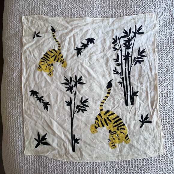 Madewell Accessories - Madewell silk tiger bandana 🐅
